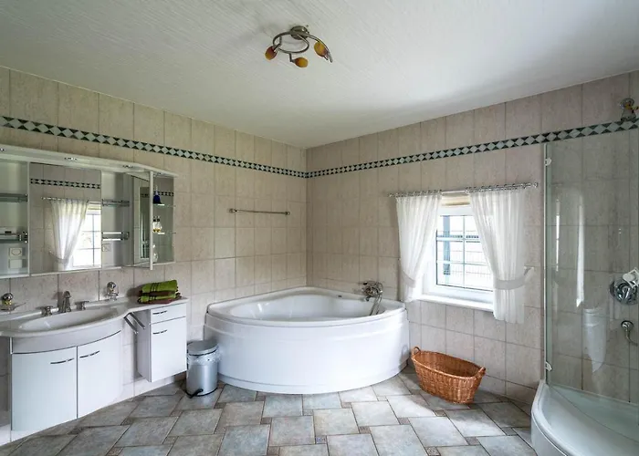 펜션 Jagdschloss Stift Ennenbach