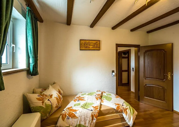 Jagdschloss Stift Ennenbach * Ruppichteroth